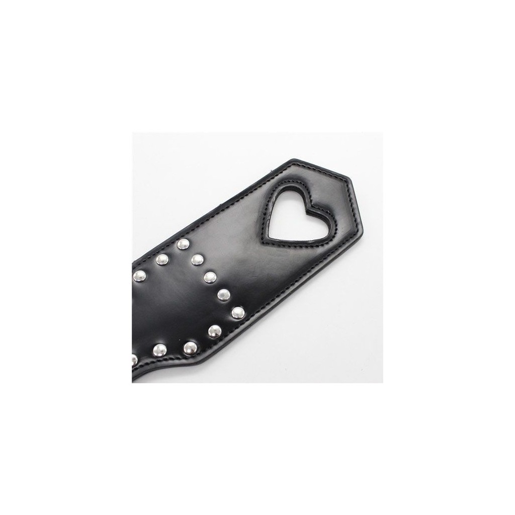 Paddle sculacciatore borchie cuore nero